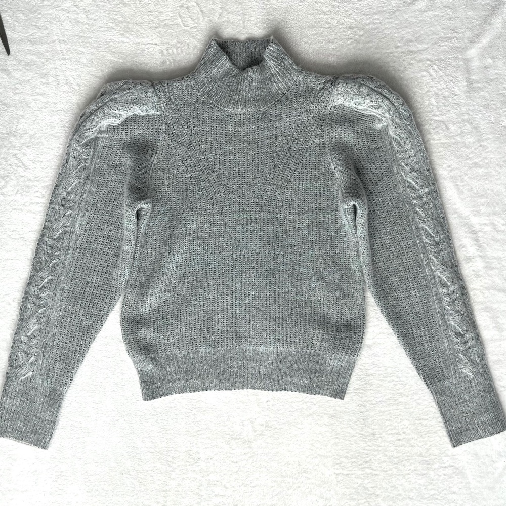 NWOT Industry Chic Gray Turtleneck Warm Sweater for Women Size M